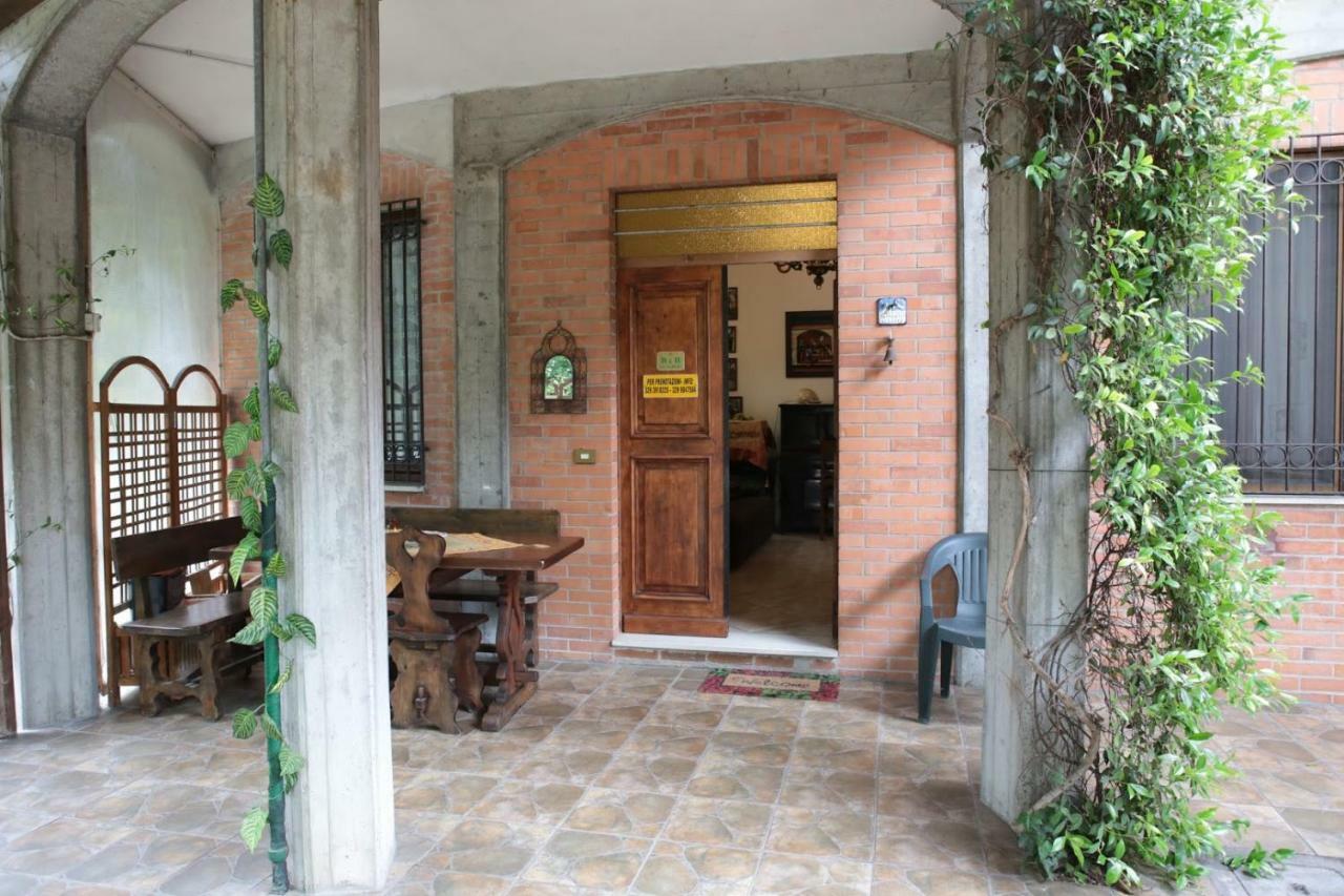 Al Parco Bed and Breakfast Curtatone Eksteriør billede